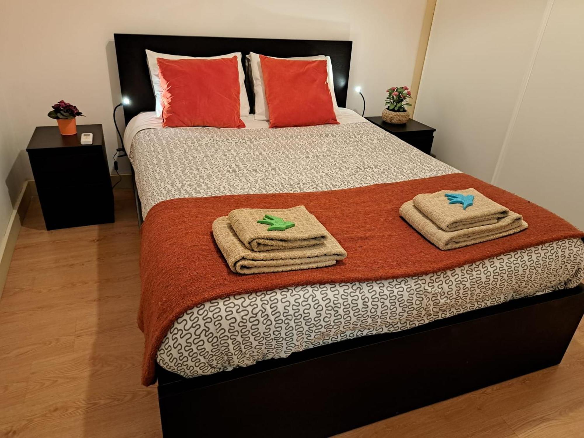 Sunny Orange Garden Apartment In Central Lisboa Екстериор снимка