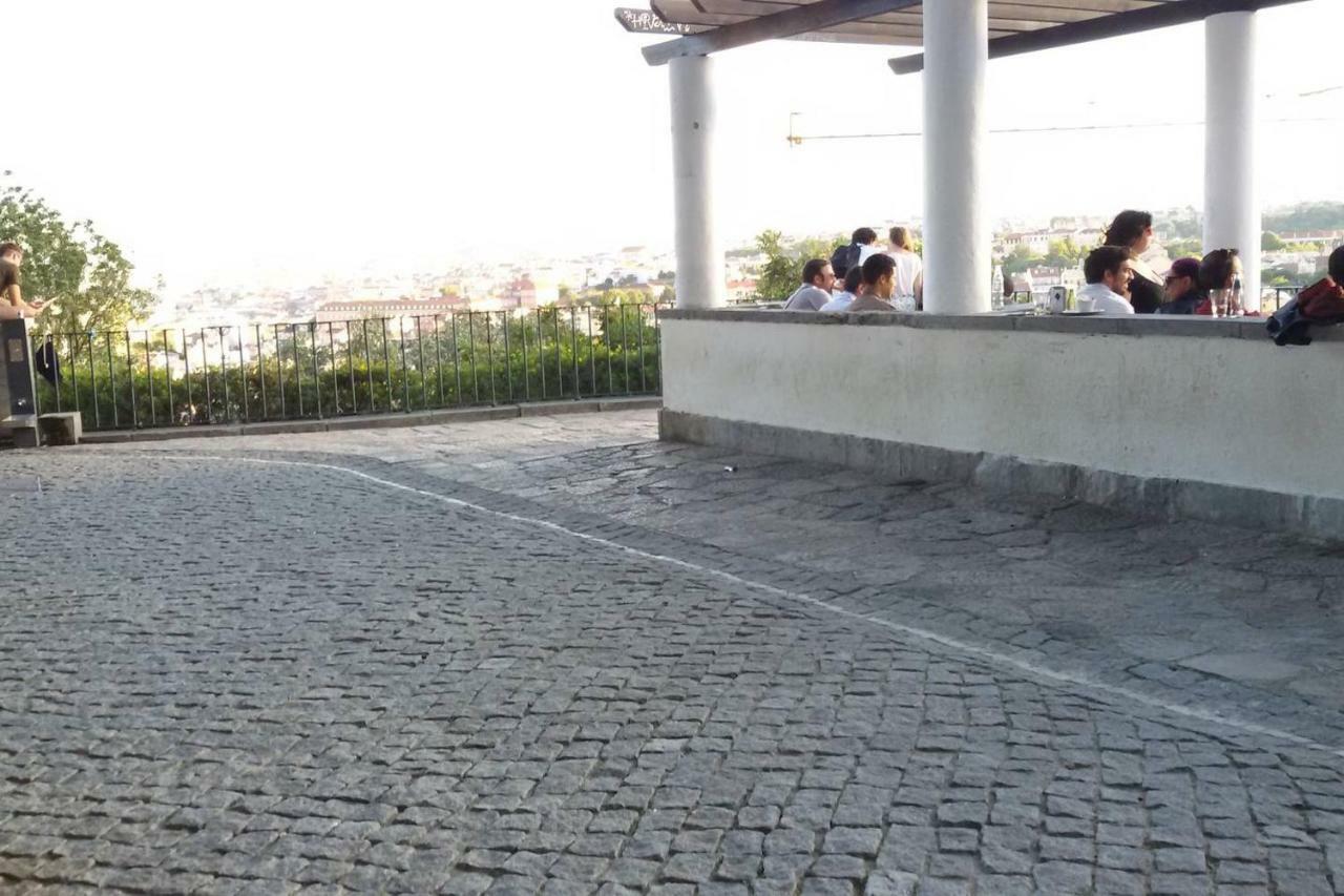 Sunny Orange Garden Apartment In Central Lisboa Екстериор снимка
