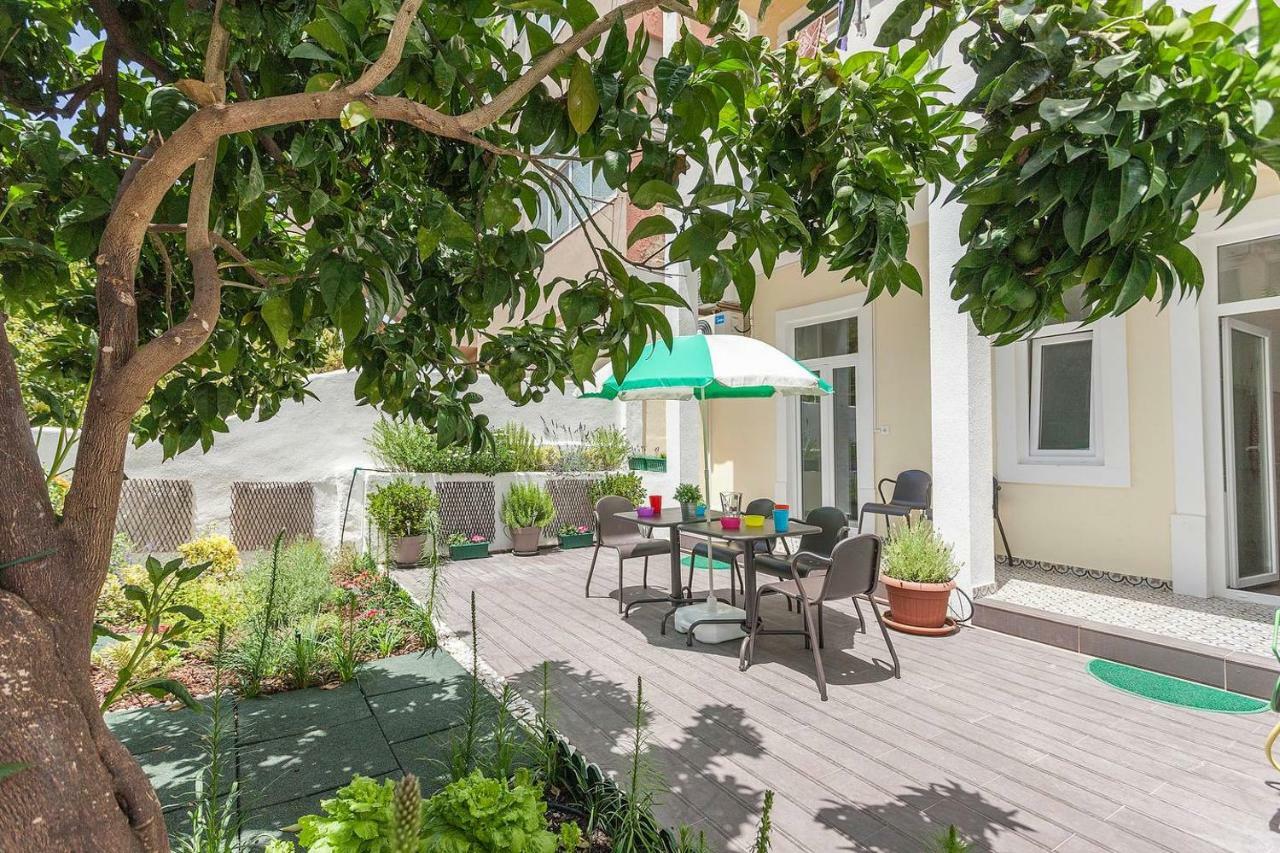 Sunny Orange Garden Apartment In Central Lisboa Екстериор снимка