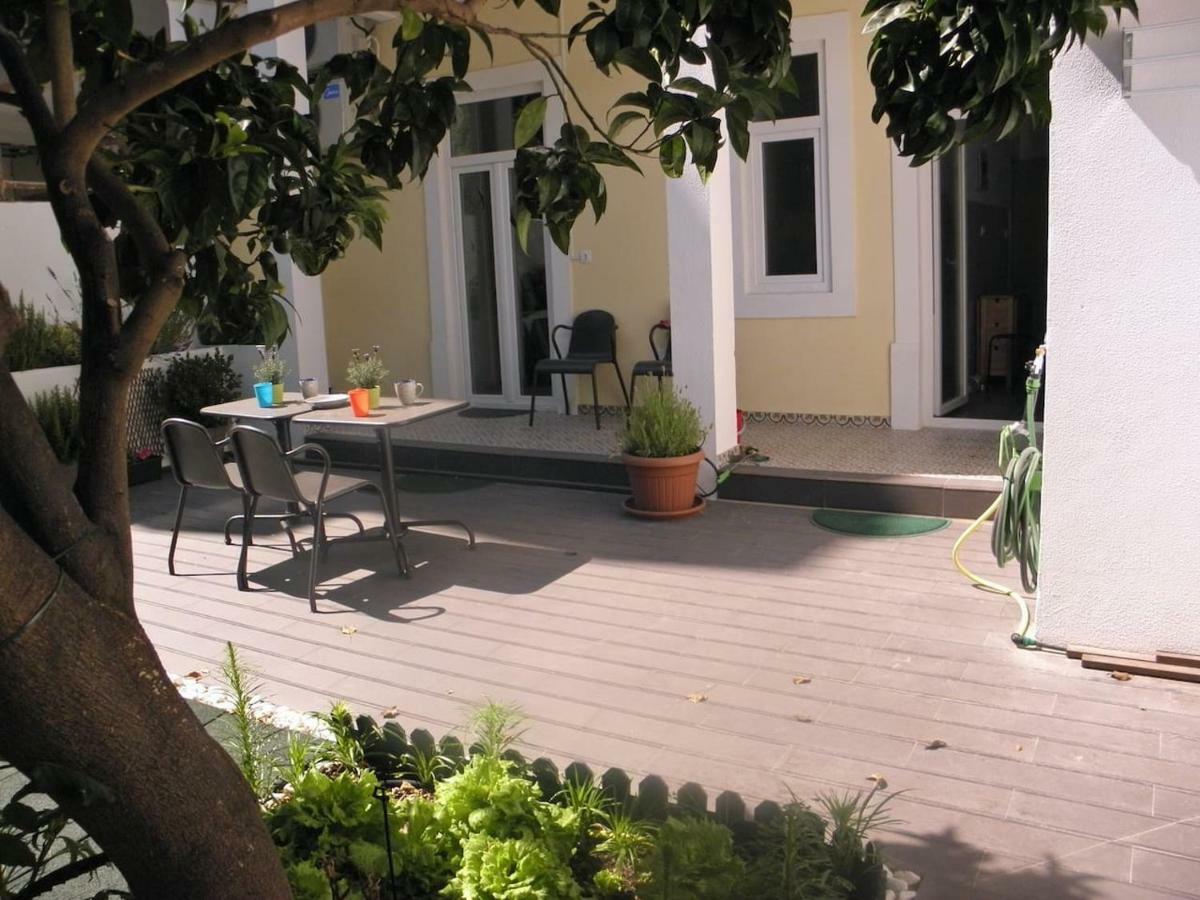 Sunny Orange Garden Apartment In Central Lisboa Екстериор снимка