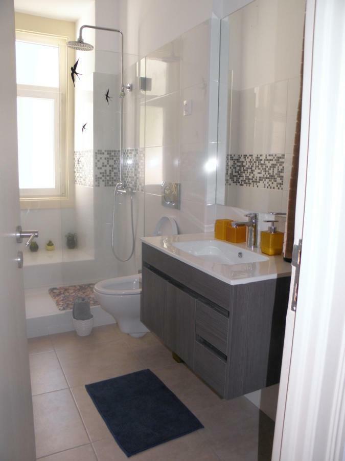 Sunny Orange Garden Apartment In Central Lisboa Екстериор снимка