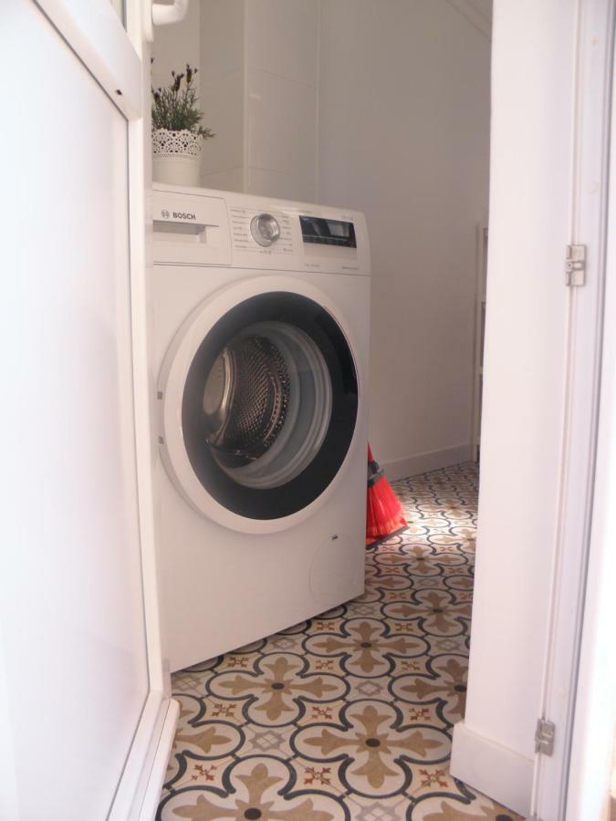 Sunny Orange Garden Apartment In Central Lisboa Екстериор снимка
